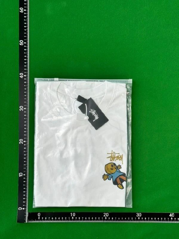  Stussy T-shirt  - 3