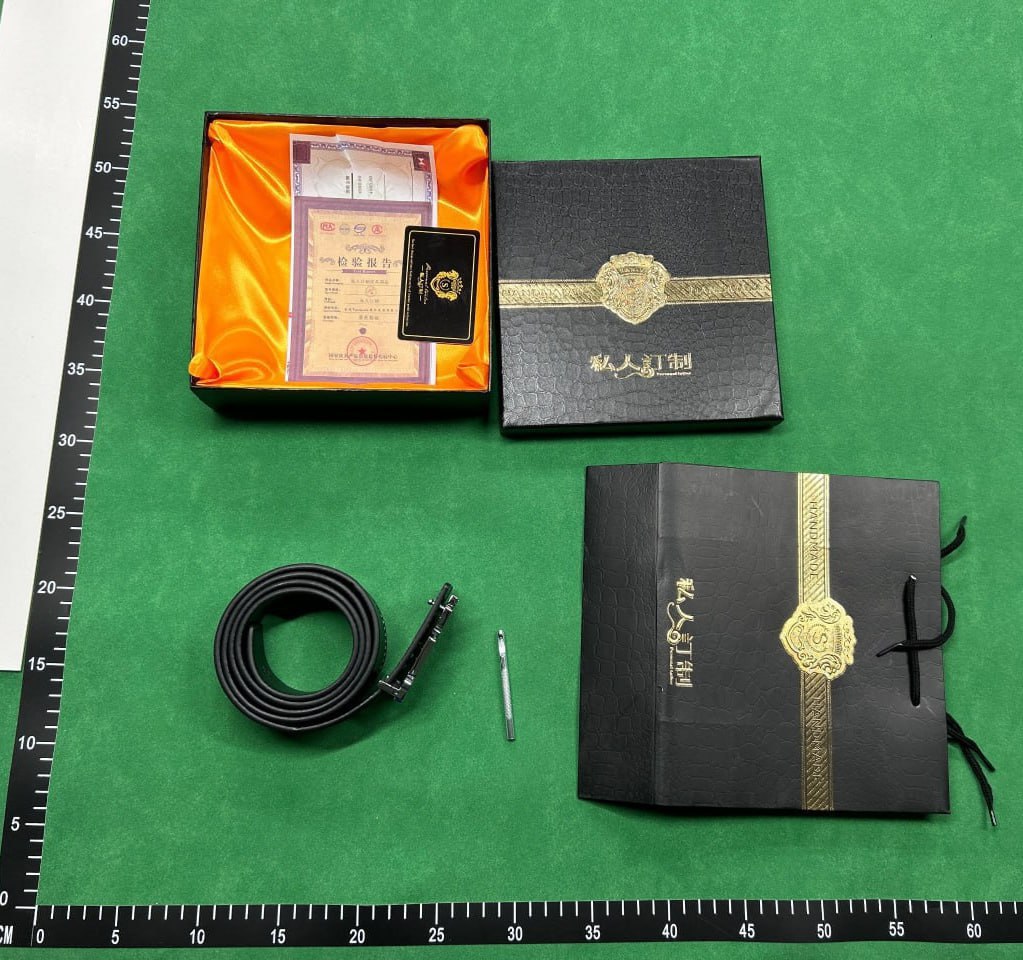 LOUIS VUITTON BELTS. - 2