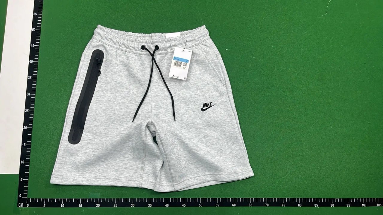  Nike Tech Shorts - 4
