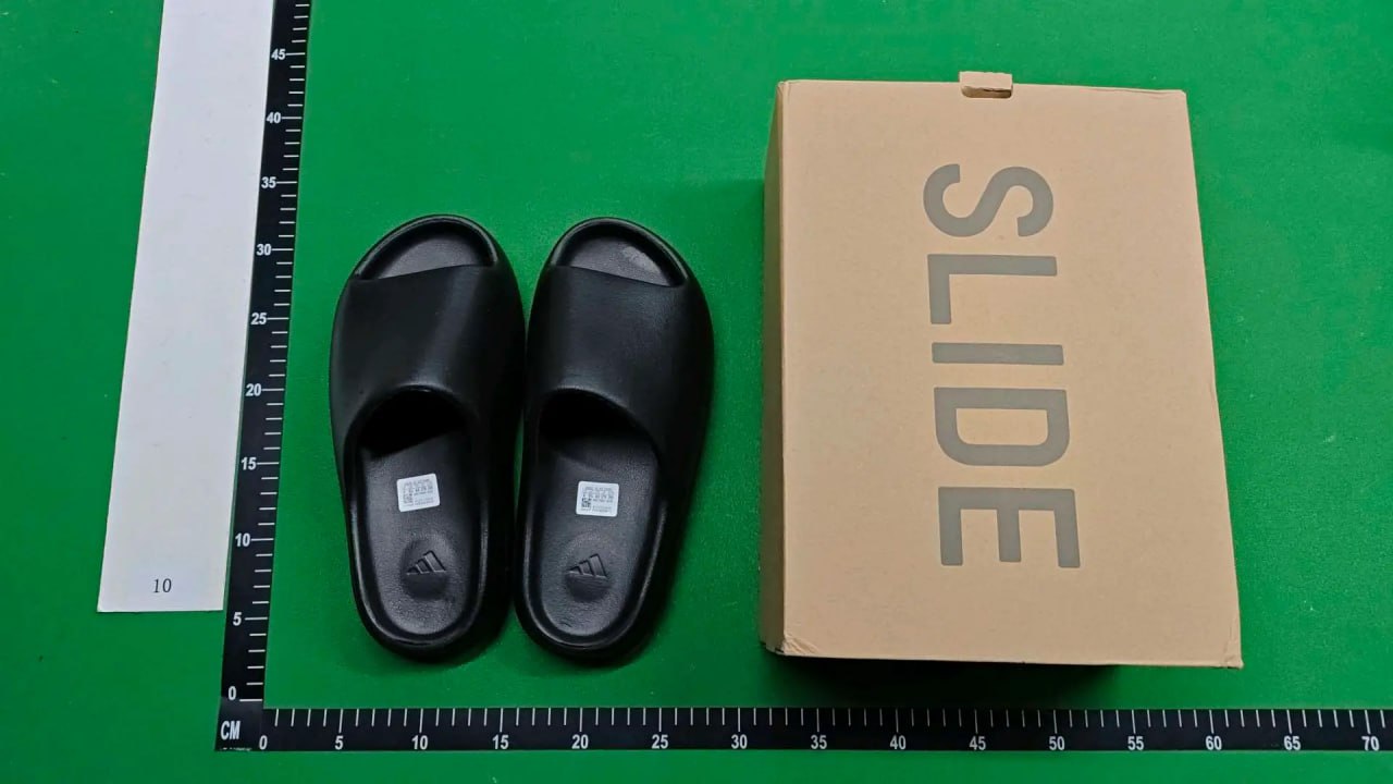 Yeezy Slides - 2