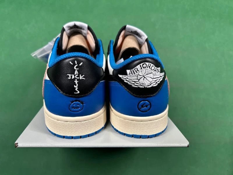 AJ1 X Travis Scott（33+ Styles） - 2