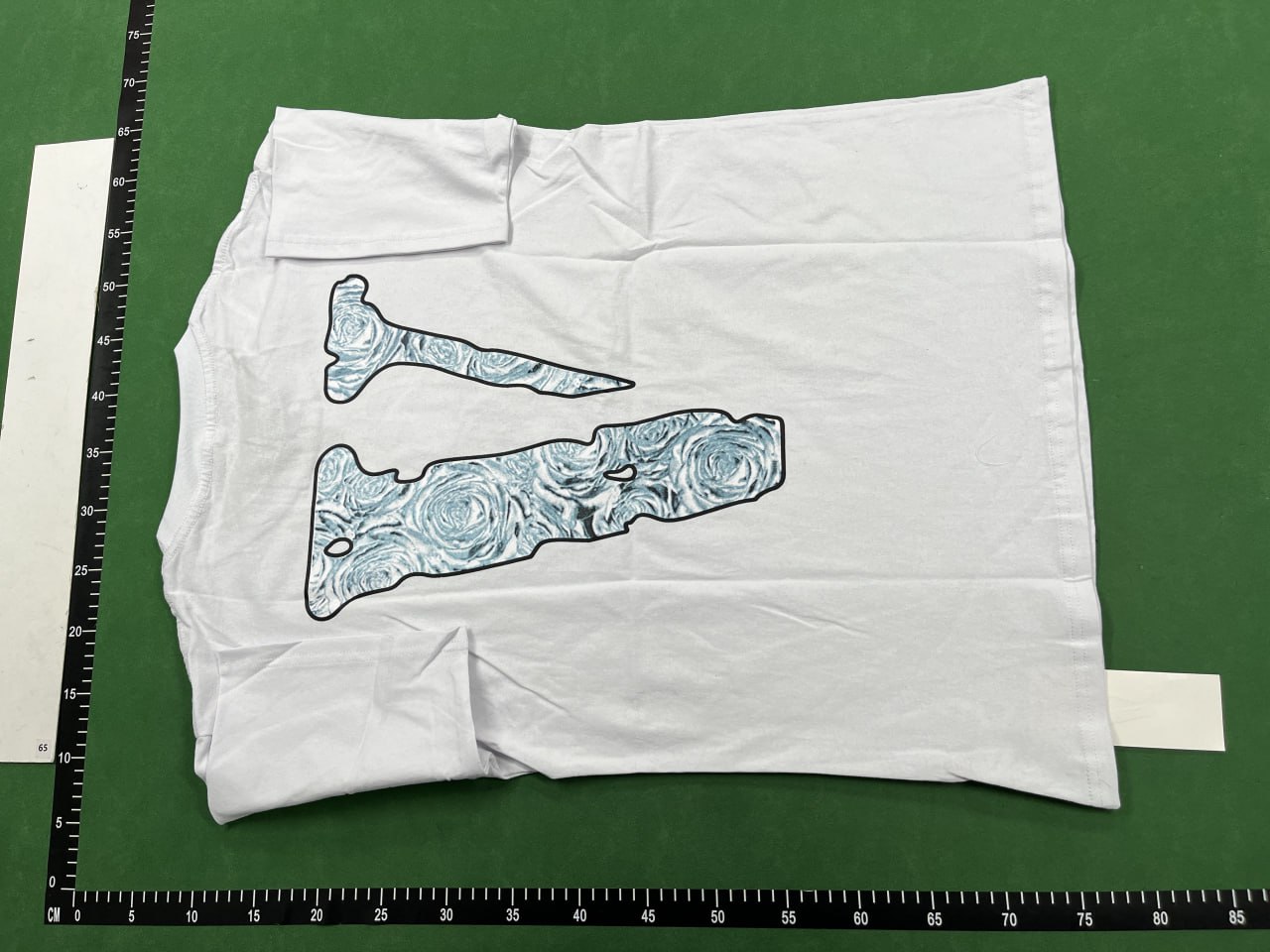 vlone T-shirt (40 CP) - 2
