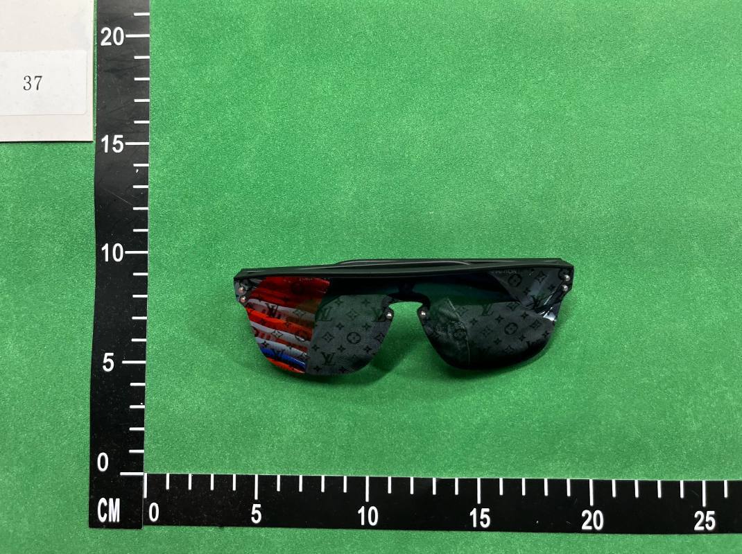 LOUIS VUITTON GLASSES - 3
