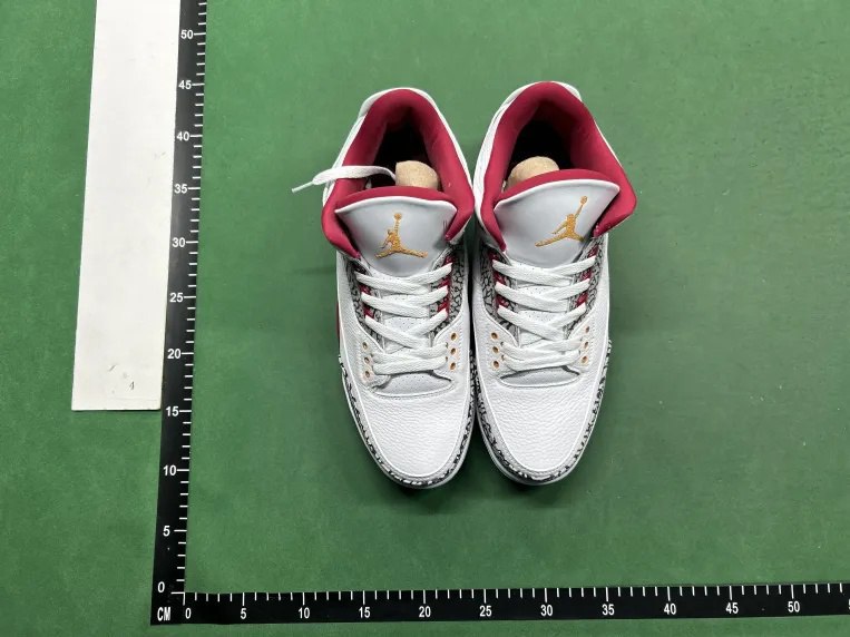 NikeAirJordan - 3