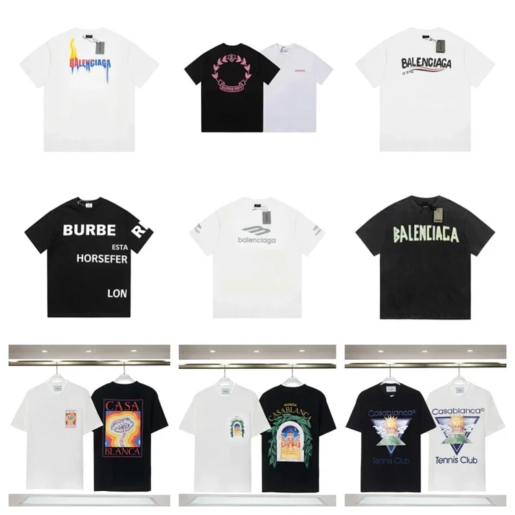 Balenciaga T-shirt  (40 CP)