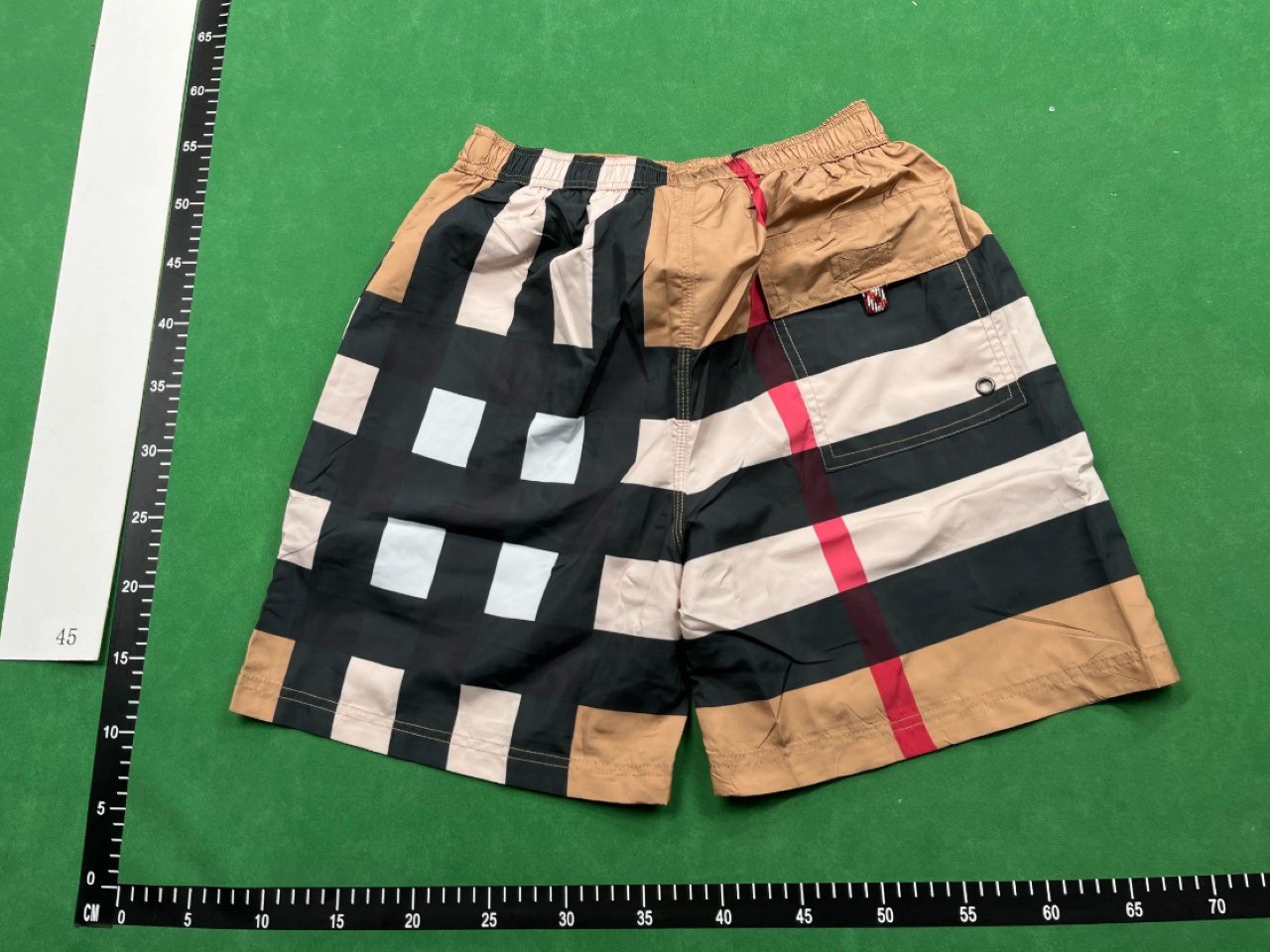 Burberry shorts  (20 +) - 3