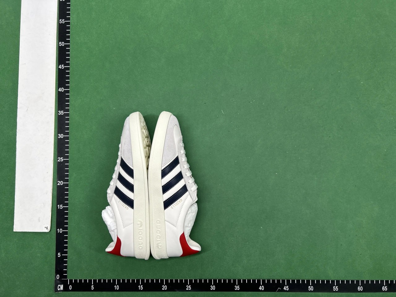 Adidas Gazelle x Gucci - 3