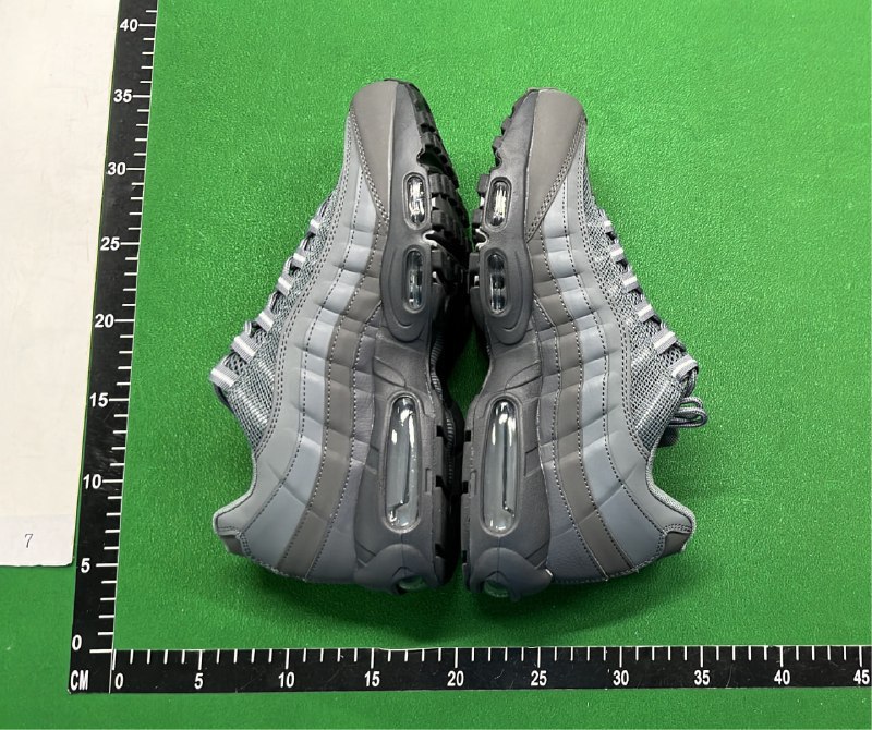 NIKE AIR MAX 95 - 2