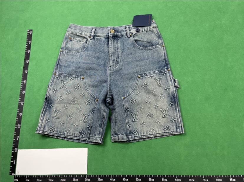 LV Louis Vuitton  jeans&LV shorts 11 High Quality - 4