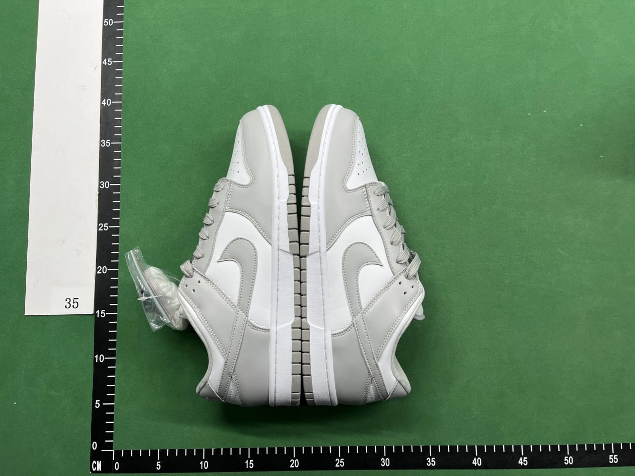 Nike Dunk shoes - 3