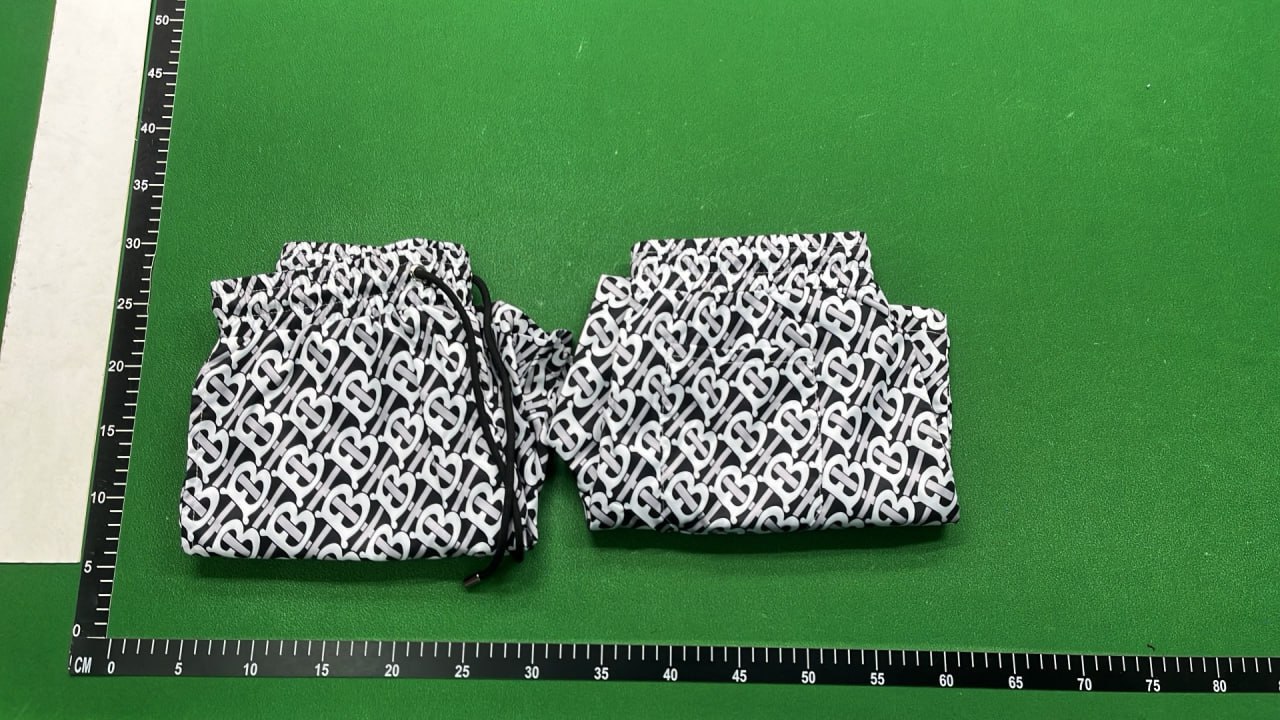 Burberry Shorts  - 4