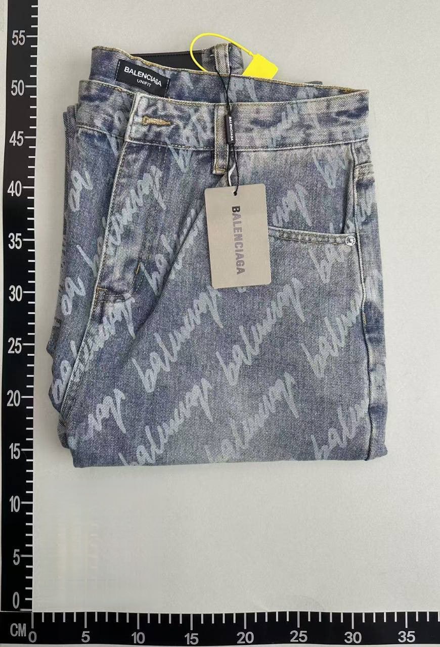  Balenciaga Jeans - 2