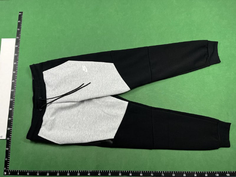  Nike Tech Fleece Suit - 2