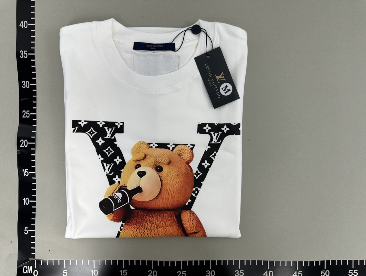 Louis Vuitton Tee - 4