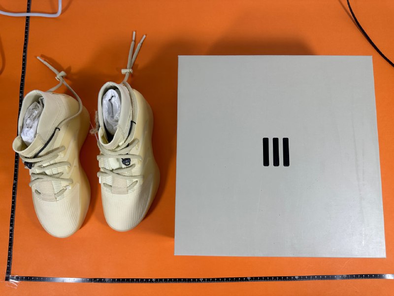  ADIDAS X FEAR OF GOD Basketball 1 - 2