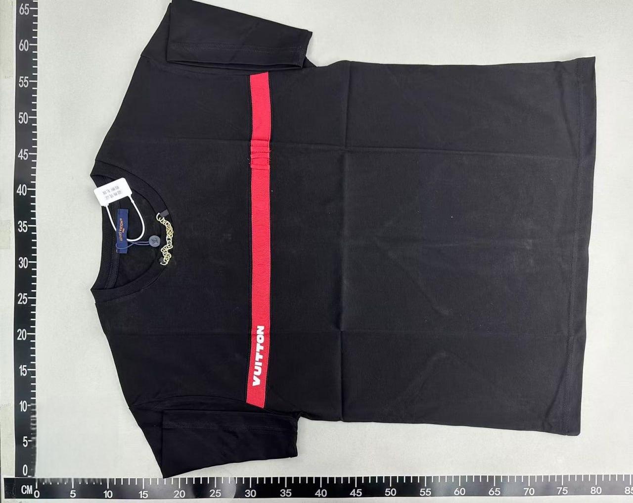 Louis Vuitton Tee - 4