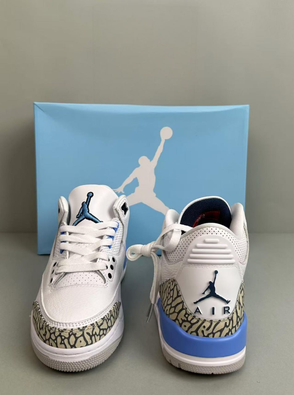 Air Jordan 3 - 2