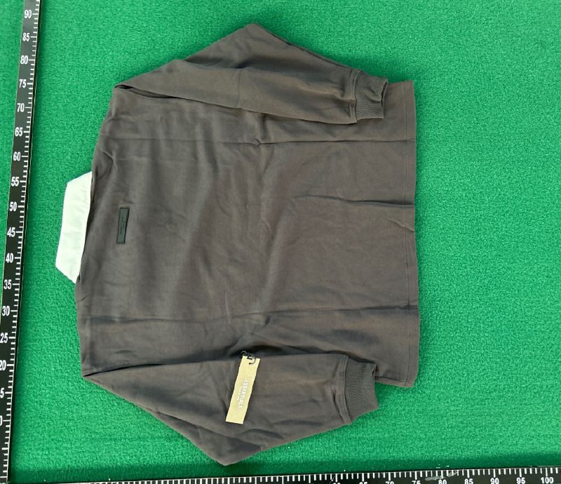 Essential Sweater - 3