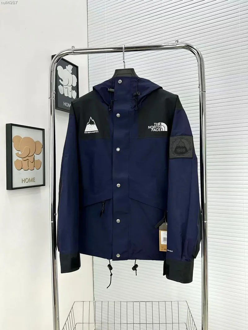 Moncler rain jackets/The north face Hard  - 5