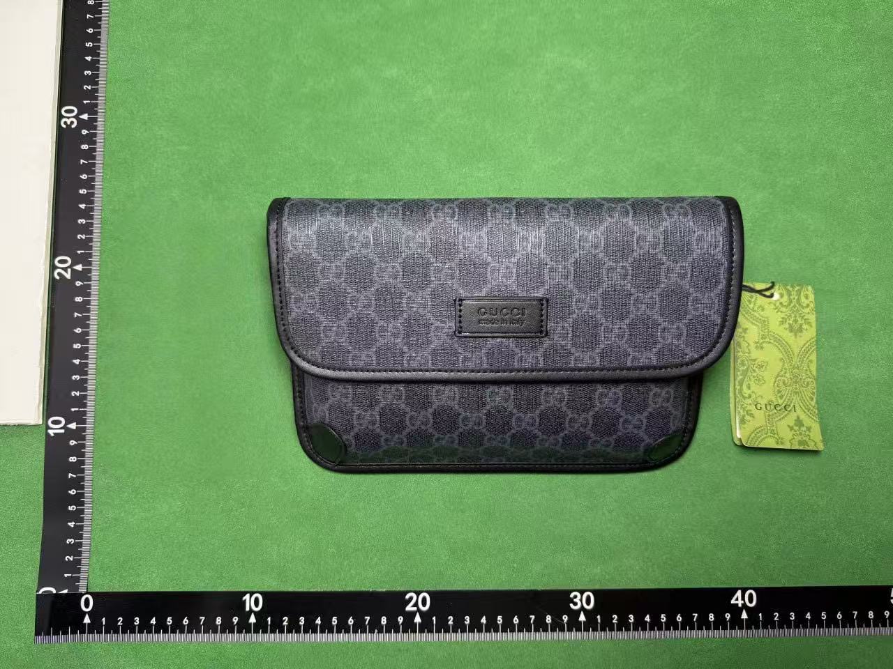 Gucci Old Fanny pack and chest bag - 3