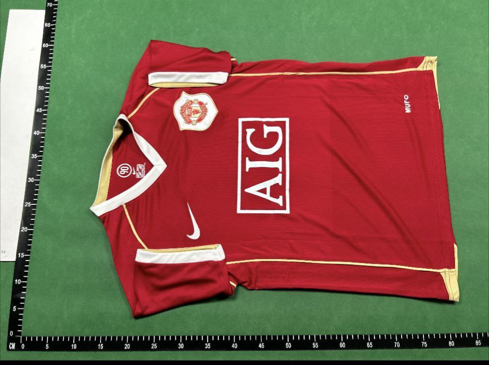 Manchester United Jersey - 2
