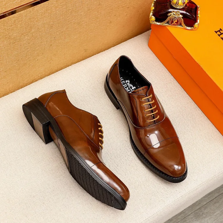 Brown Leather High-Heel Oxford