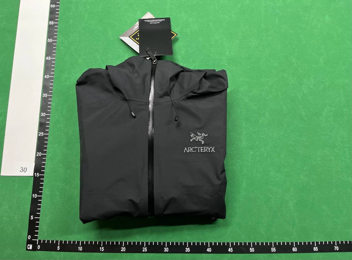 ARC’TERYX Jacket - 2