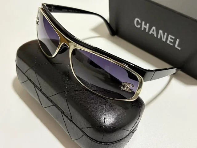 CHANEL Aviator-Style Sunglasses - 5