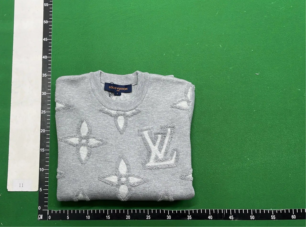 Louis Vuitton Sweater - 2