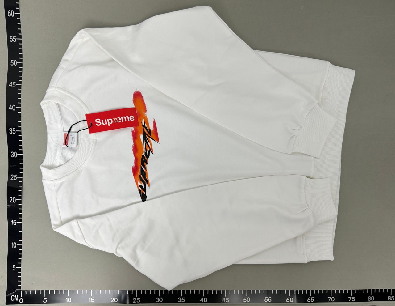 Supreme Hoodie - 3