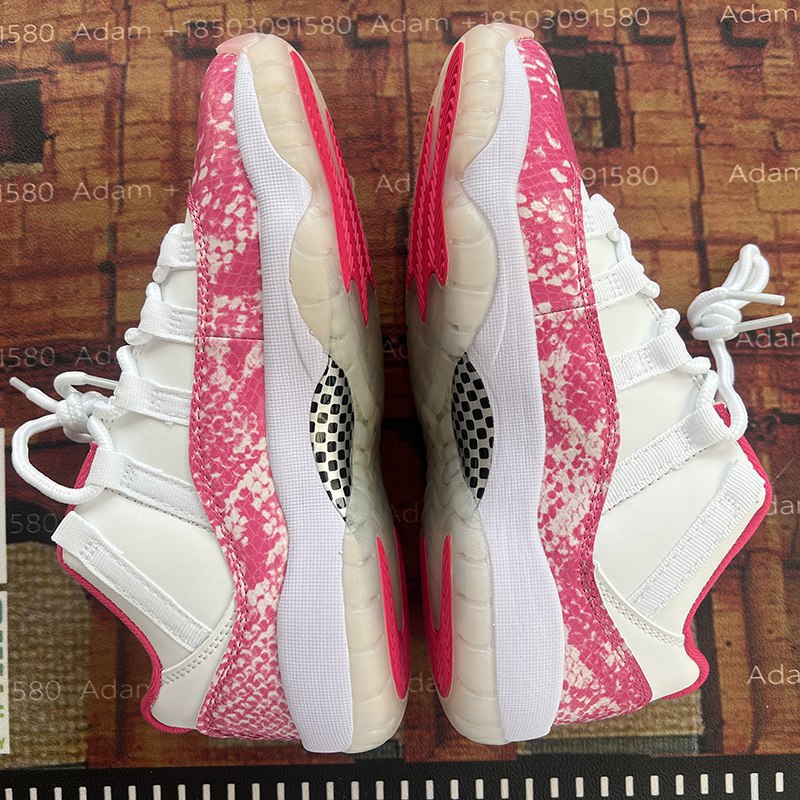NIKE AIR JORDAN 11 - 2