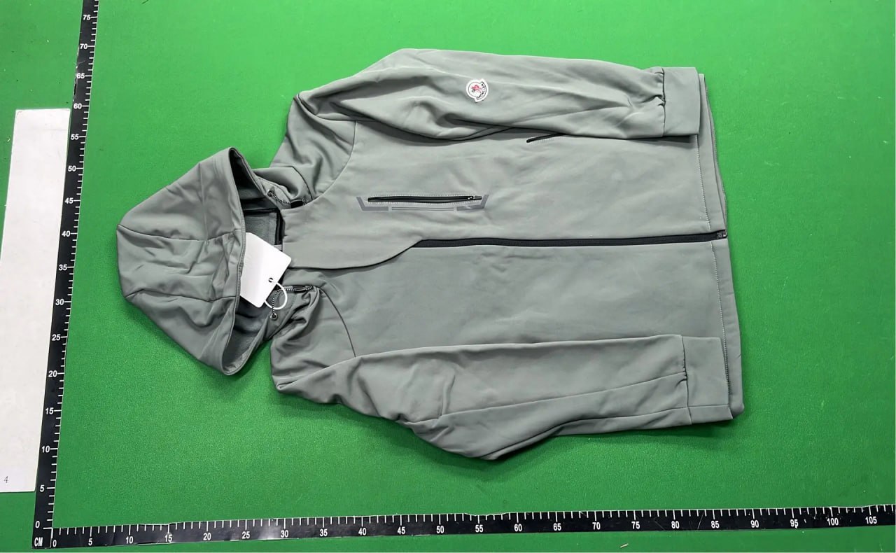 Moncler Jacket - 4