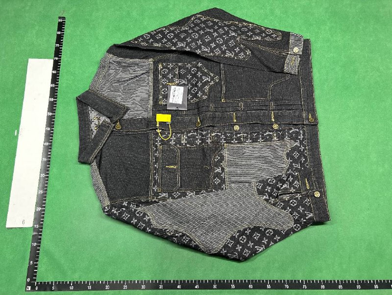 Louis Vuitton Varsity - 2